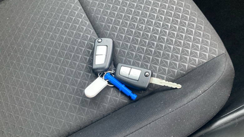 Nissan Juke 1.0 DiG-T Acenta Premium 5dr Petrol Hatchback